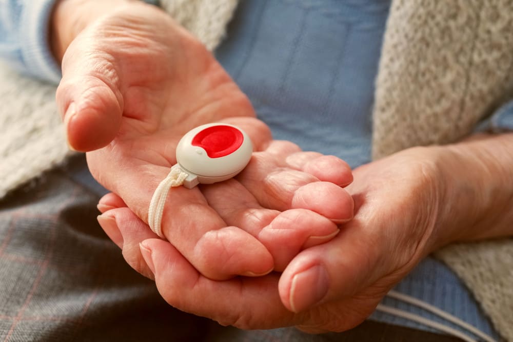 Hausnotruf: Sofortige Hilfe auf Knopfdruck